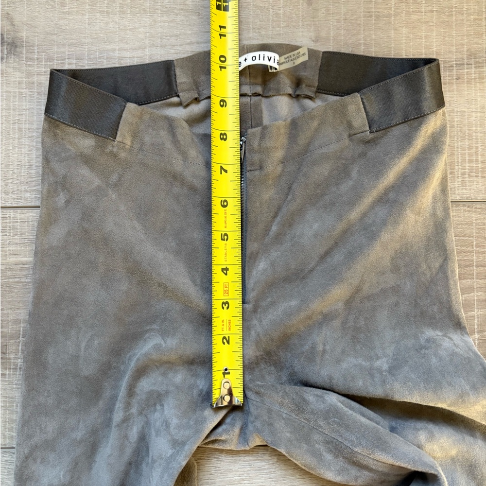 Alice + Olivia Taupe Low Rise Lamb Leather Suede Leggings Size 0 - Picture 8 of 11